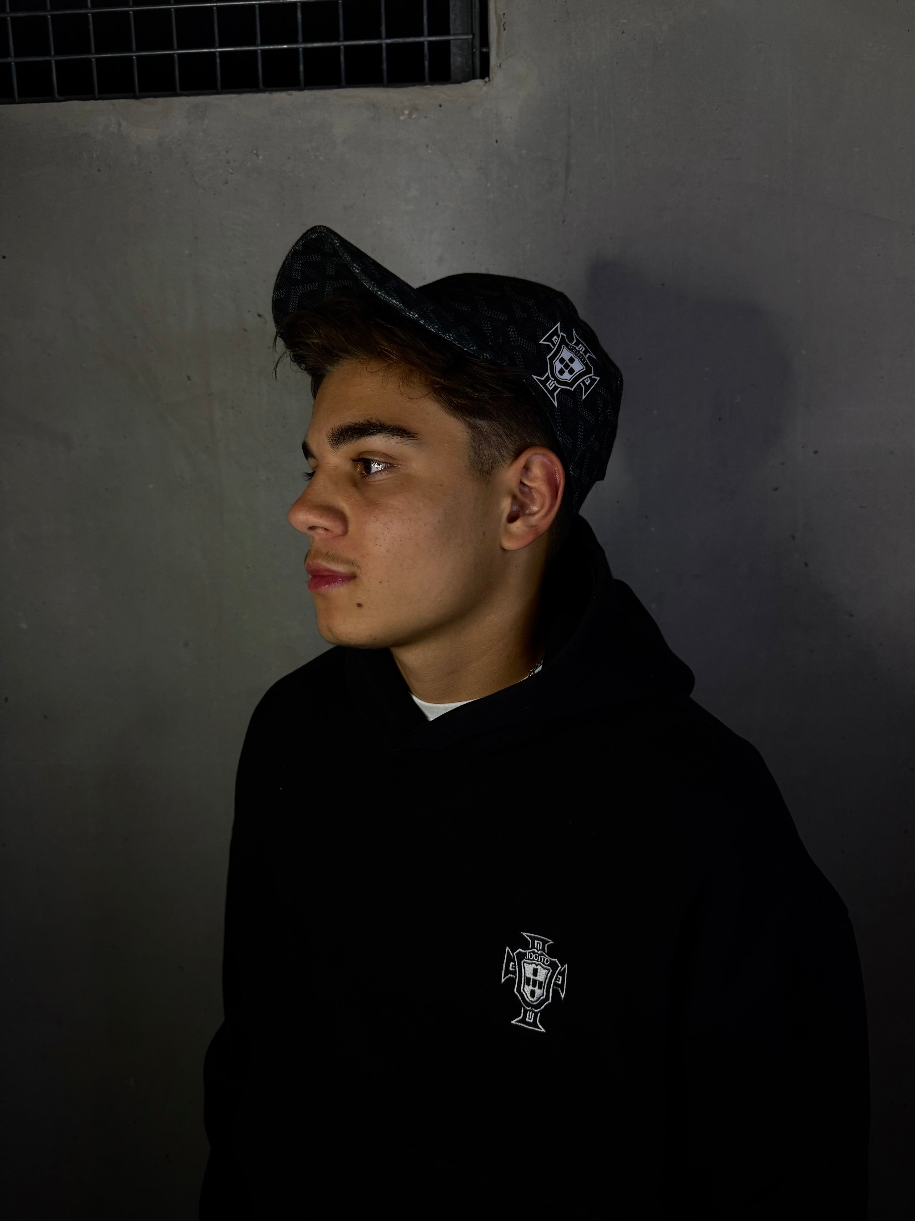 (4 Week Preorder) White/Black Portugal Cap