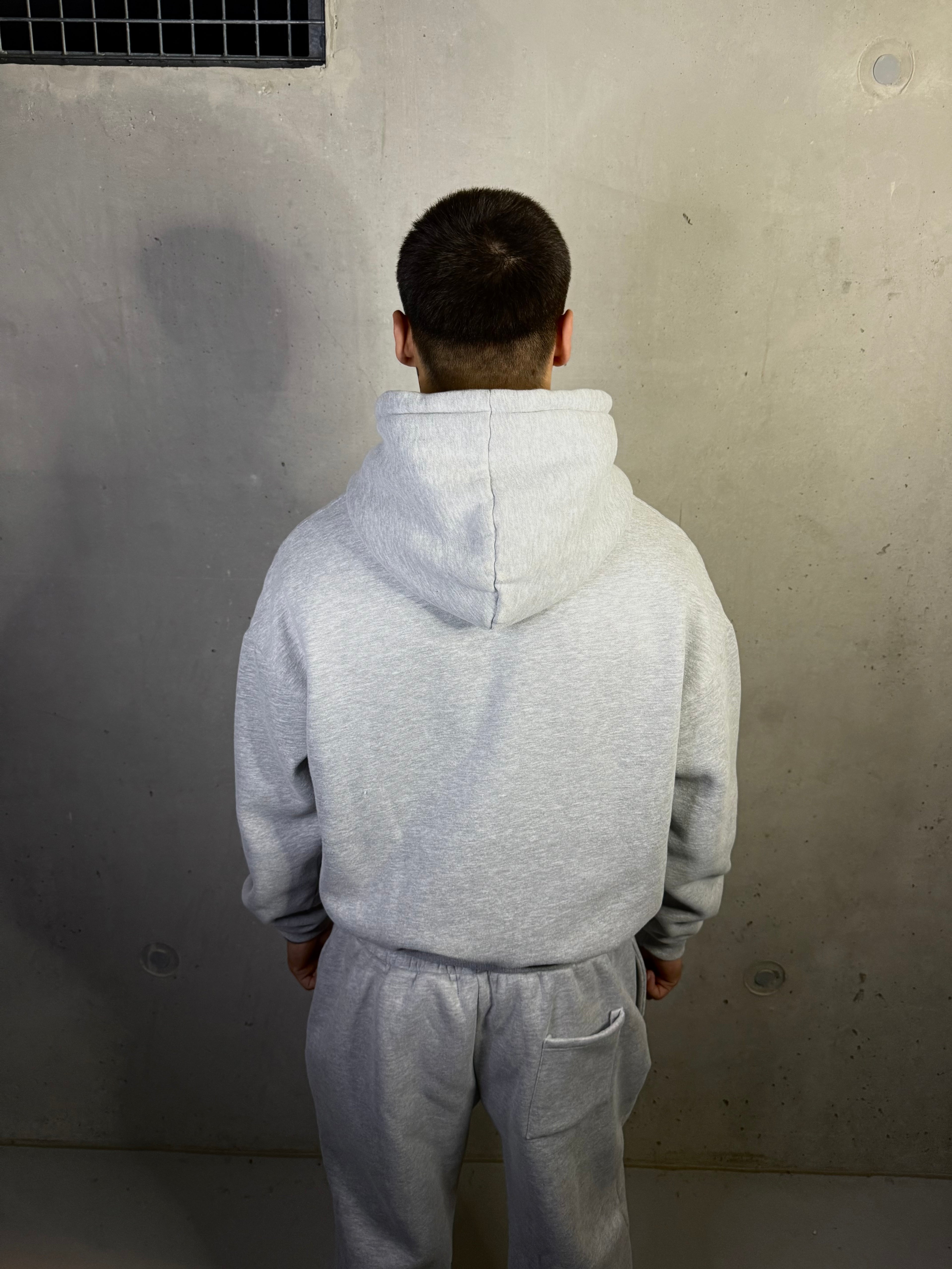 (1 week preorder) Portugal Hoodie Gray